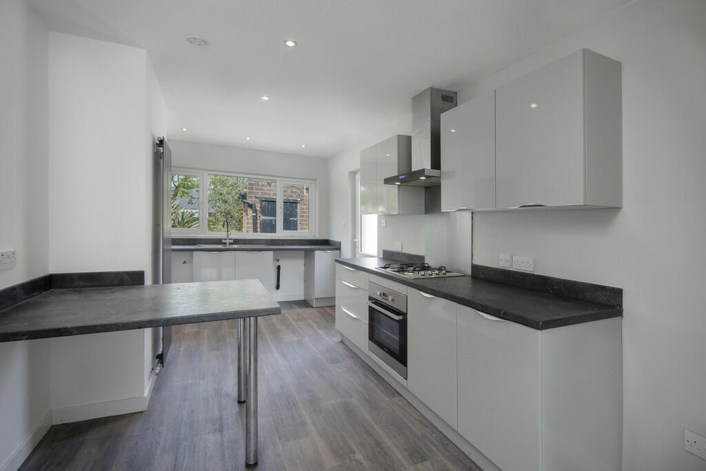 3-Rossendale (3 o...