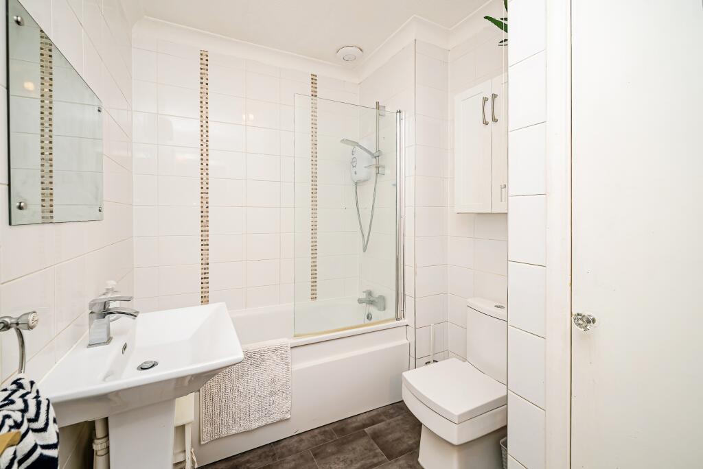 6eatonplace-22