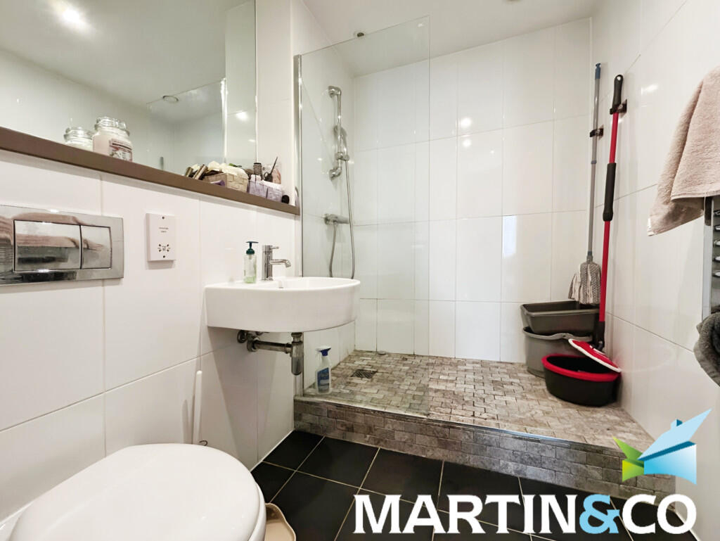 ff53eac2-IMG-2025...