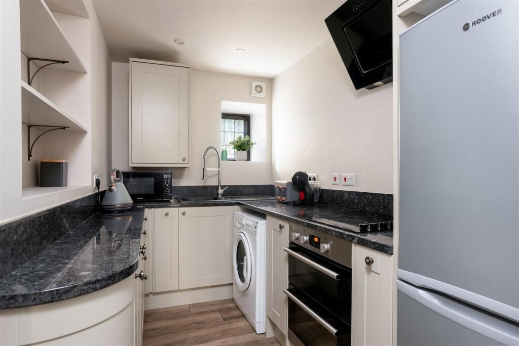 1 Weighbridge Court-7.jpg