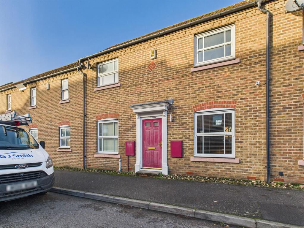 Wedgewood Street, Fairford Leys, Aylesbury