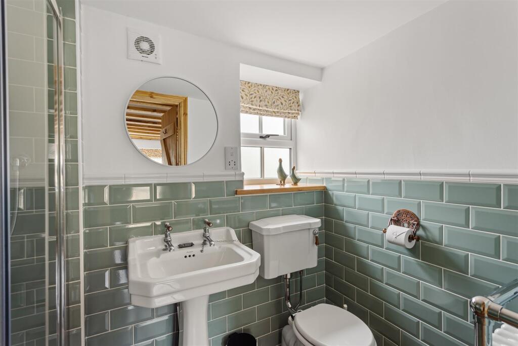 72 Westgate Pickering-12.jpg