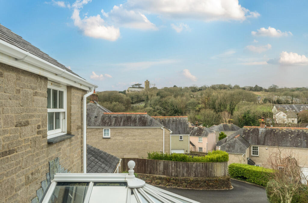 1395366-9-695e540...