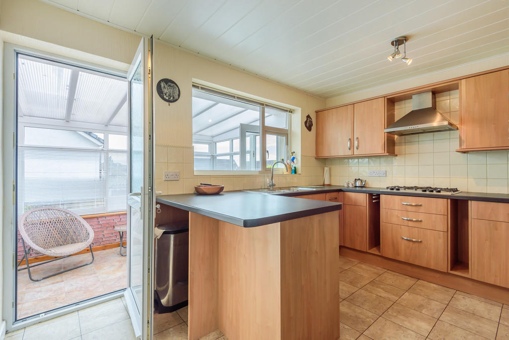 Fitted Kitchen
