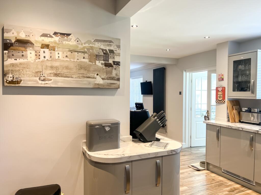 Abercorn Redcar EweMove-17