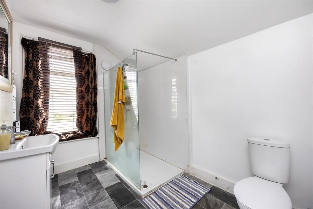 Archibald Road_19-004.jpg