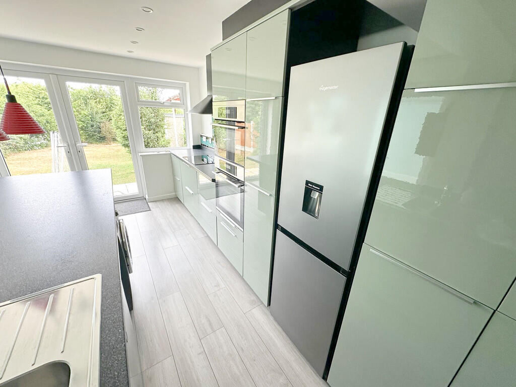 IMG-20250715-WA00...