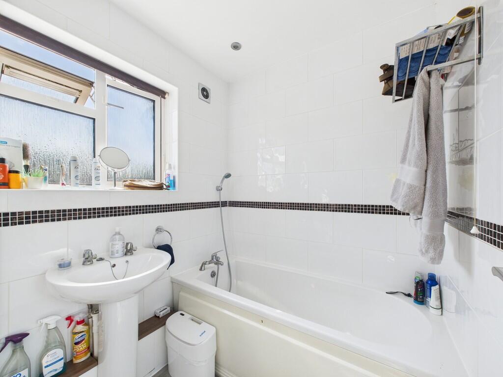 Bathroom (2)