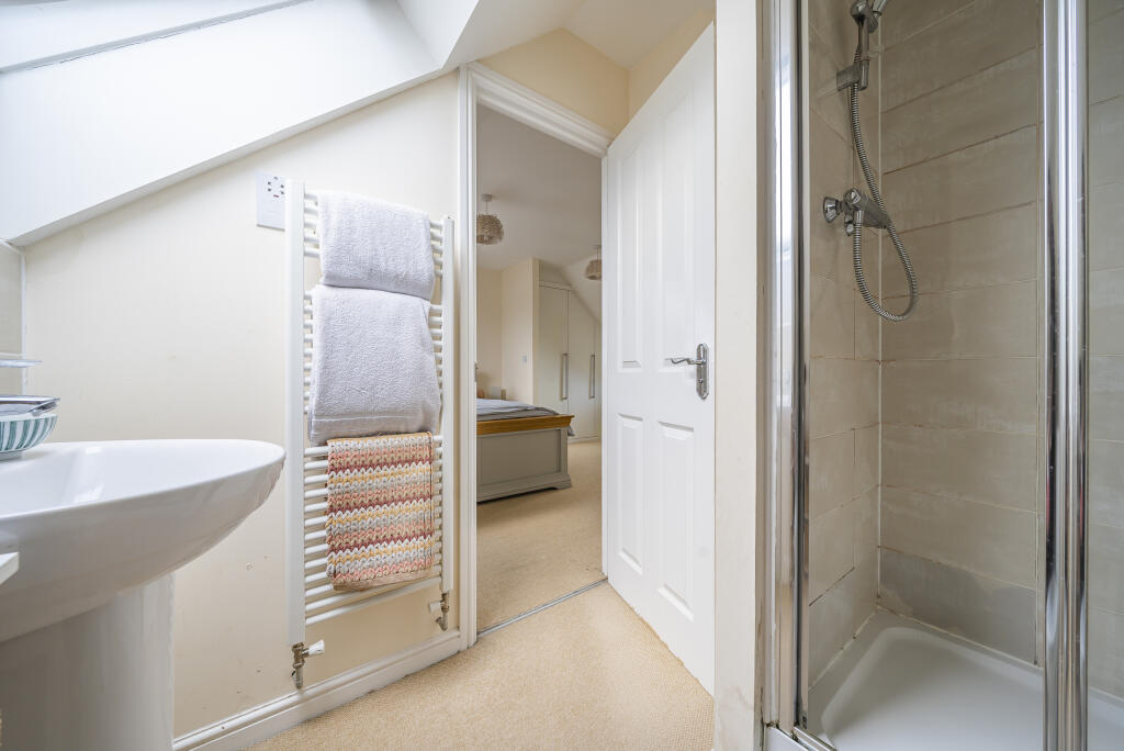 Ensuite Shower Room