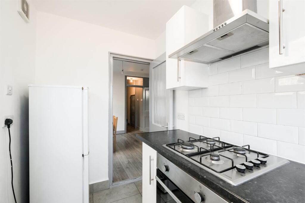32 Campbell Road-20_web.jpg