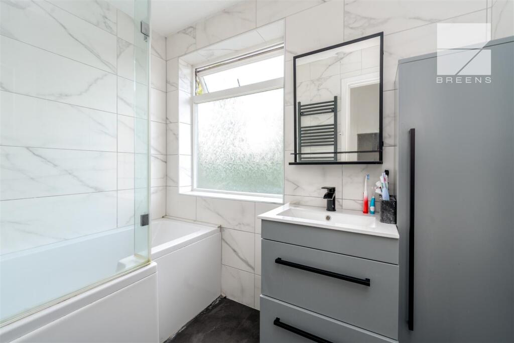 151 Cavendish Road_0021.jpg