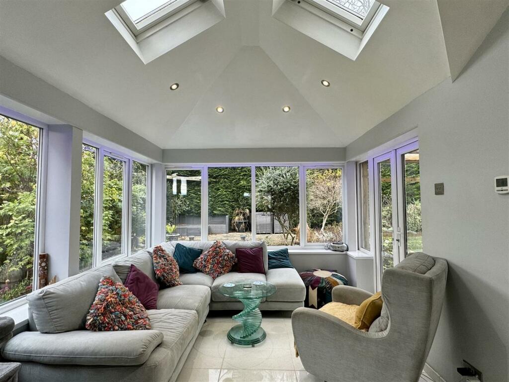Garden room