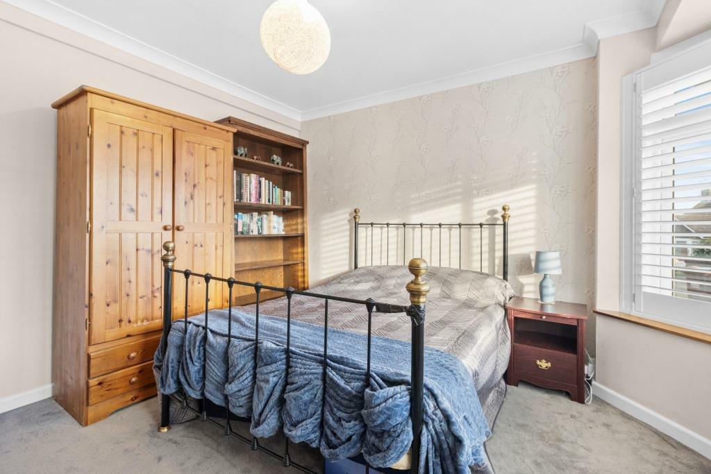 Bedroom 1 Photo B.jpg