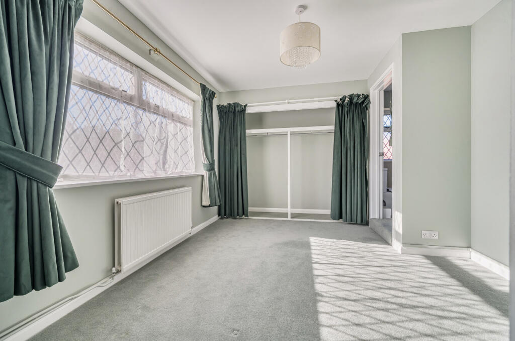 1360225-9-68dbaa8...