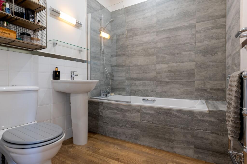 BEDROOMS AND BATHROOMS