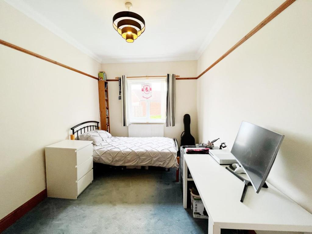 Bedroom 3.jpg