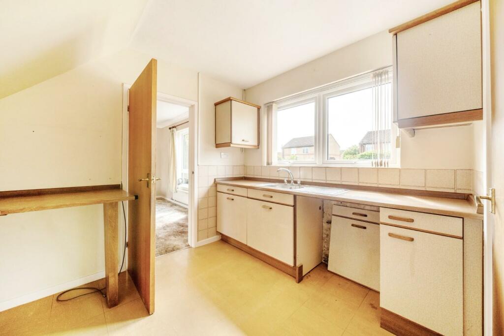 2nd view KITCHEN.jpg