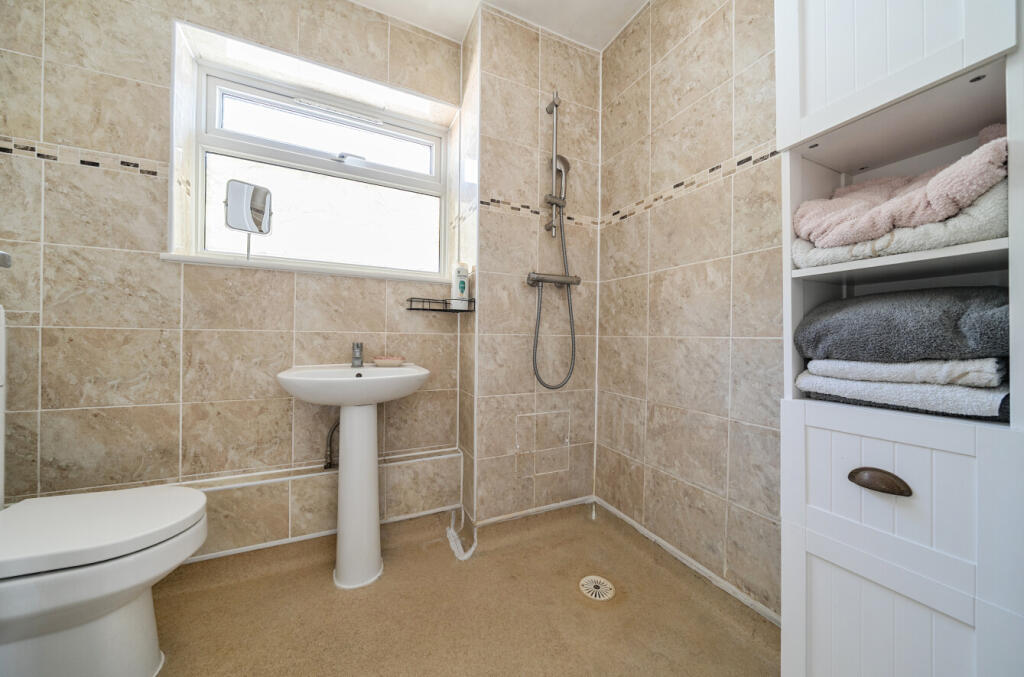 1361523-18-68da76...