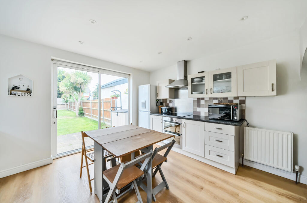 1305470-9-6846d31...