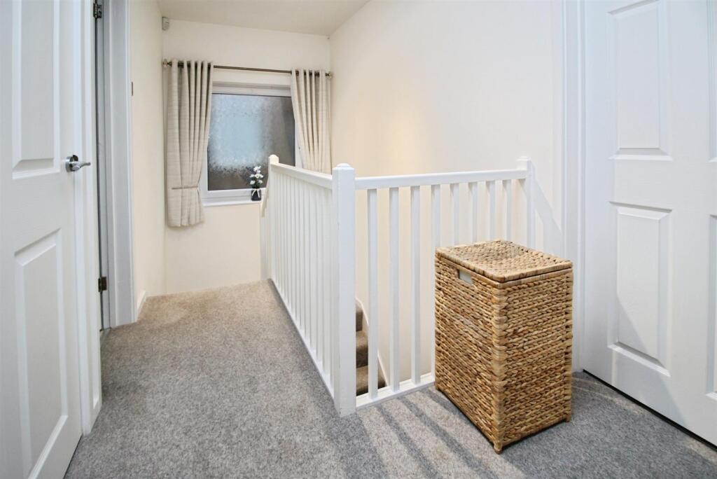 0b77dde2-LANDING 201.JPG