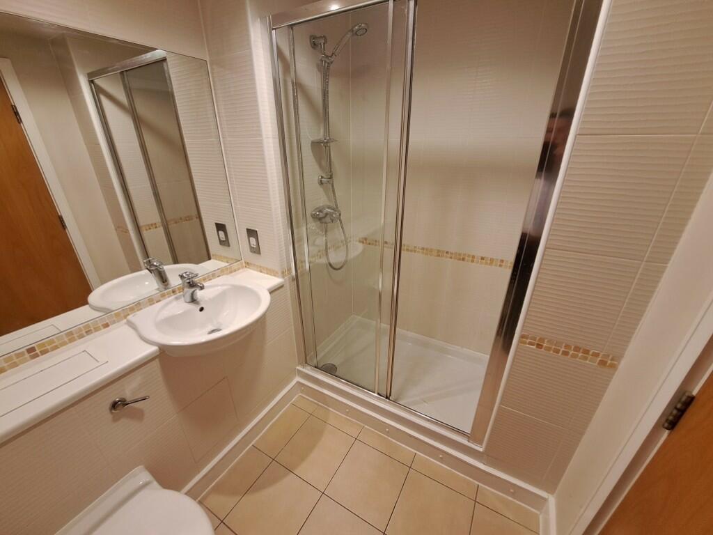 En-Suite Shower