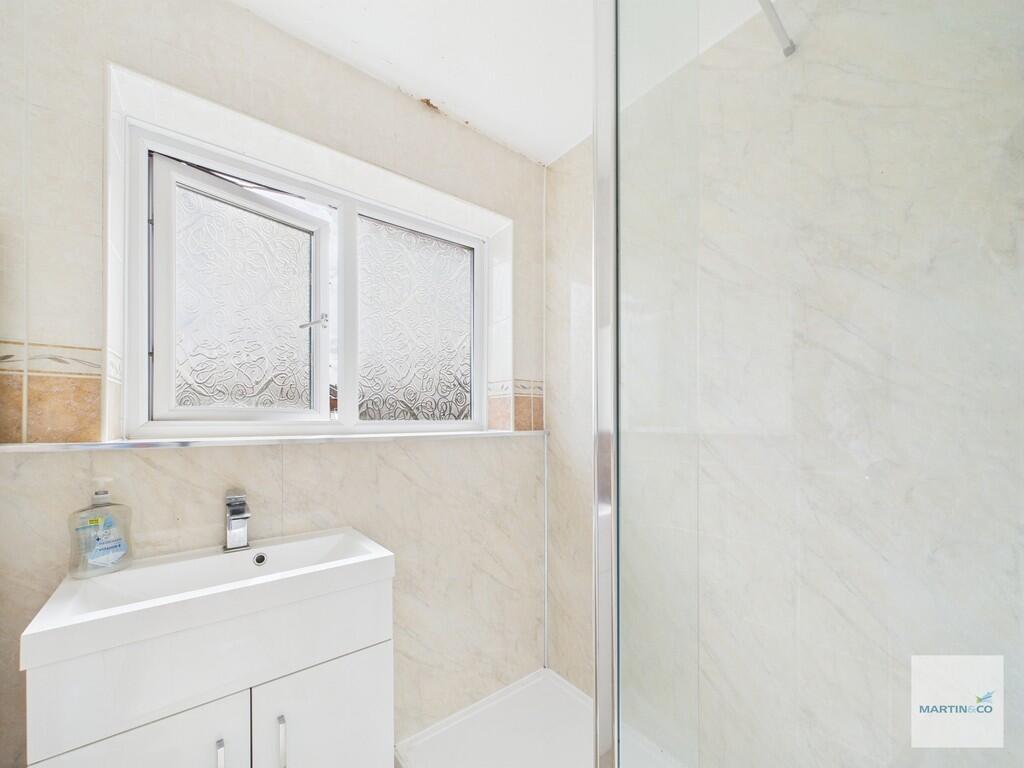 CAM03394G0-PR0335...