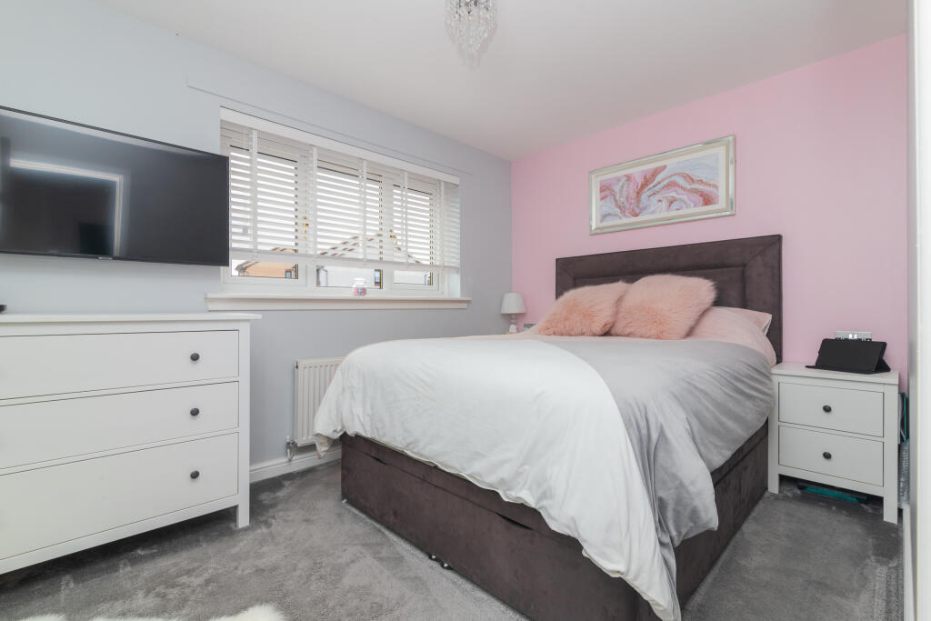 38 Don Drive, Paisley  PA2 0AF-17