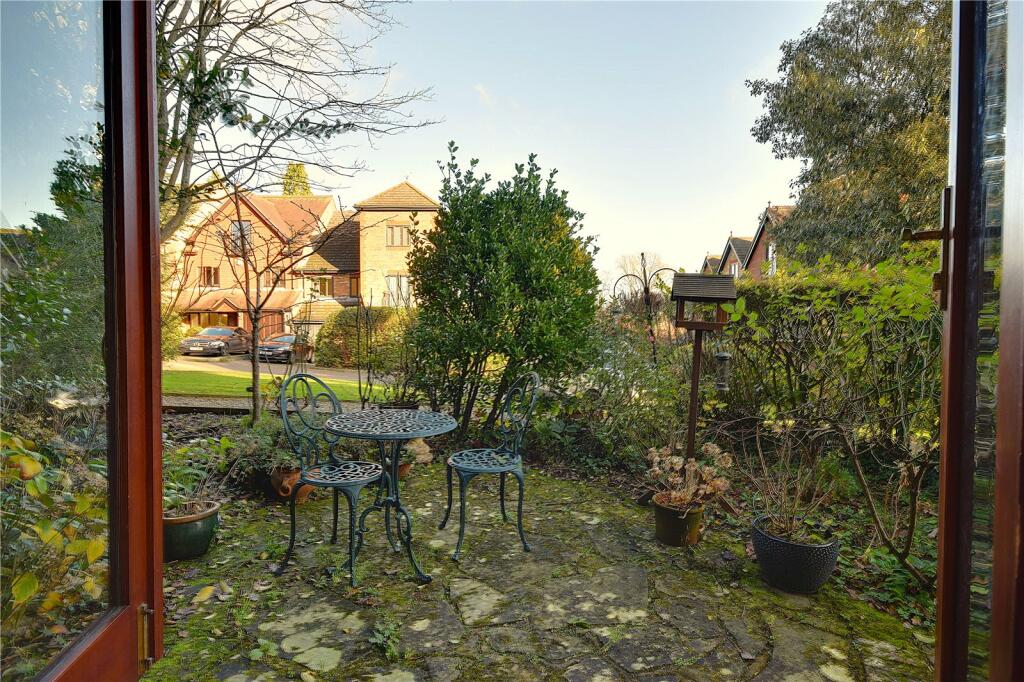 Private Courtyard