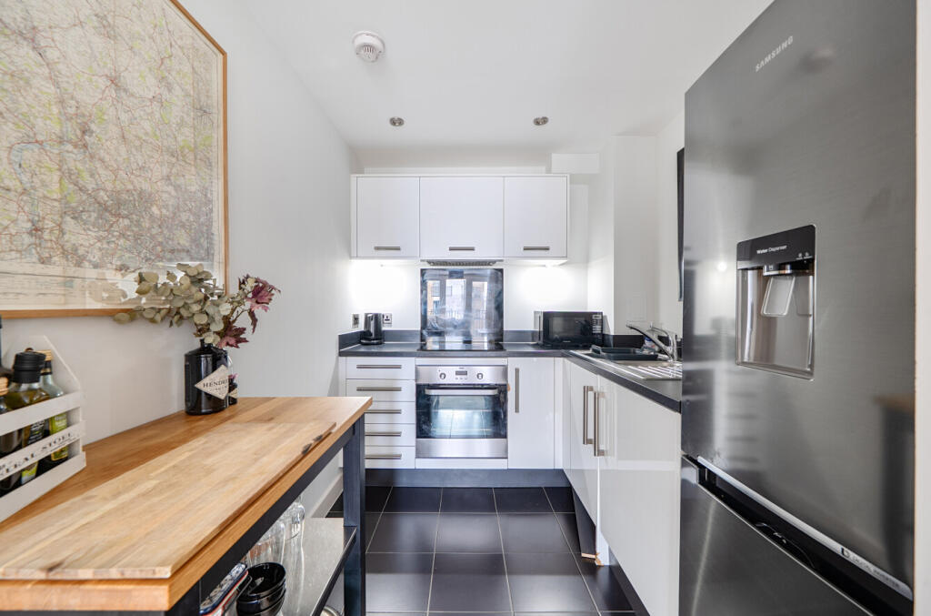 1392802-15-6942bc...