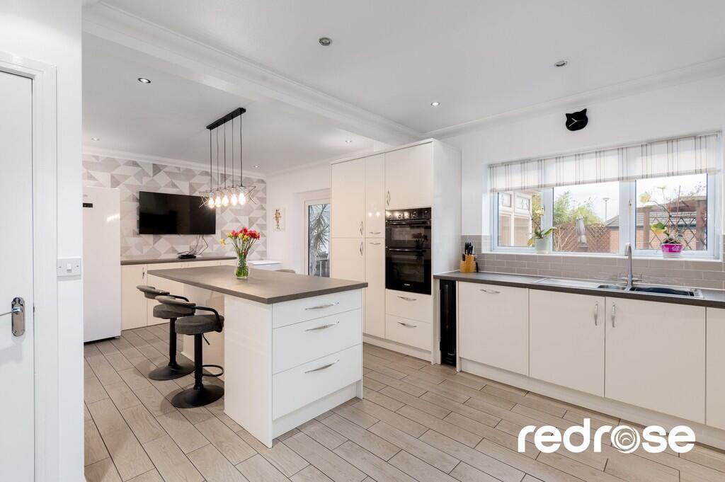 web_1 Highland Dr...