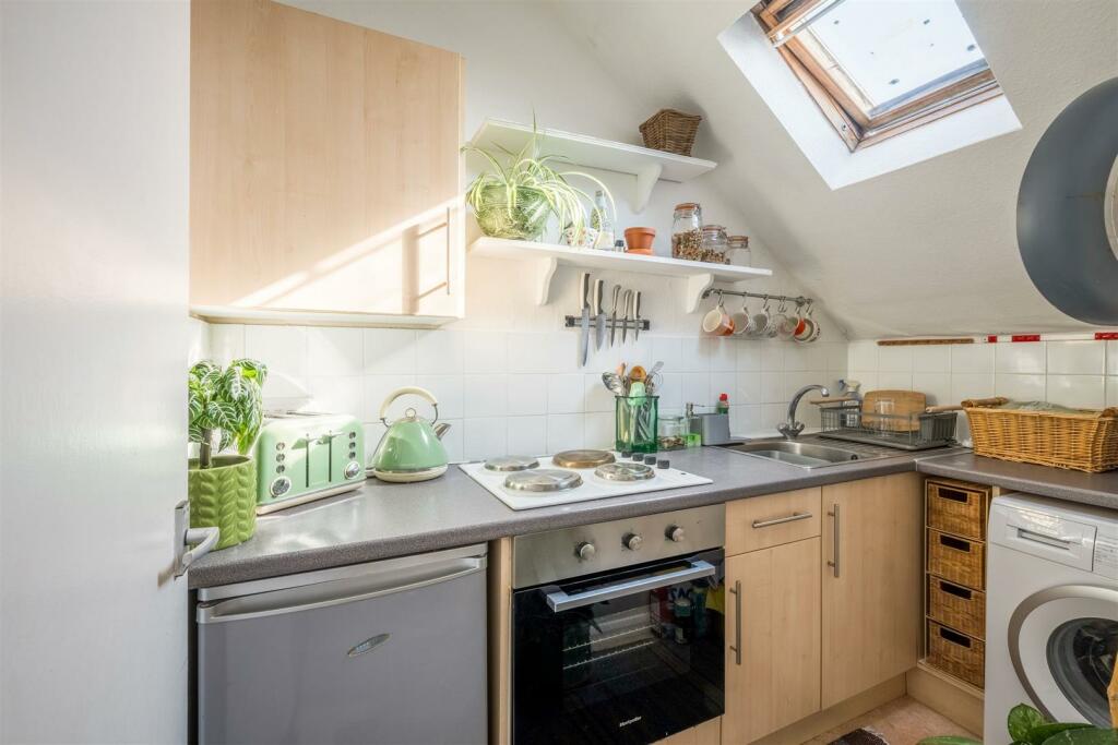 TFF 9 Chatsworth Road -3.jpg