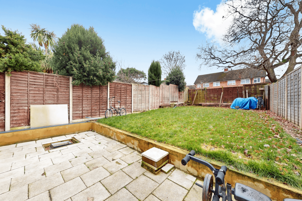 GARDEN ONE