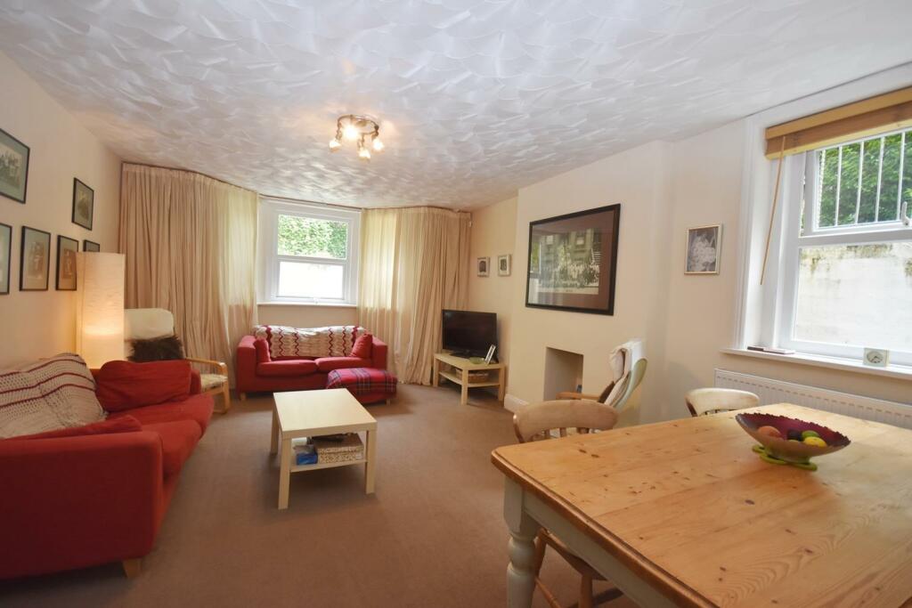 Sitting  Room.JPG