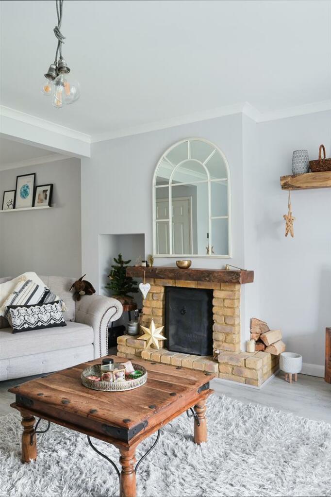 HOWARD CLOSE, 1 - (8)-2.jpg