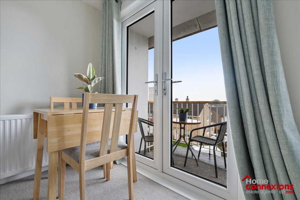 Dining Area / Access