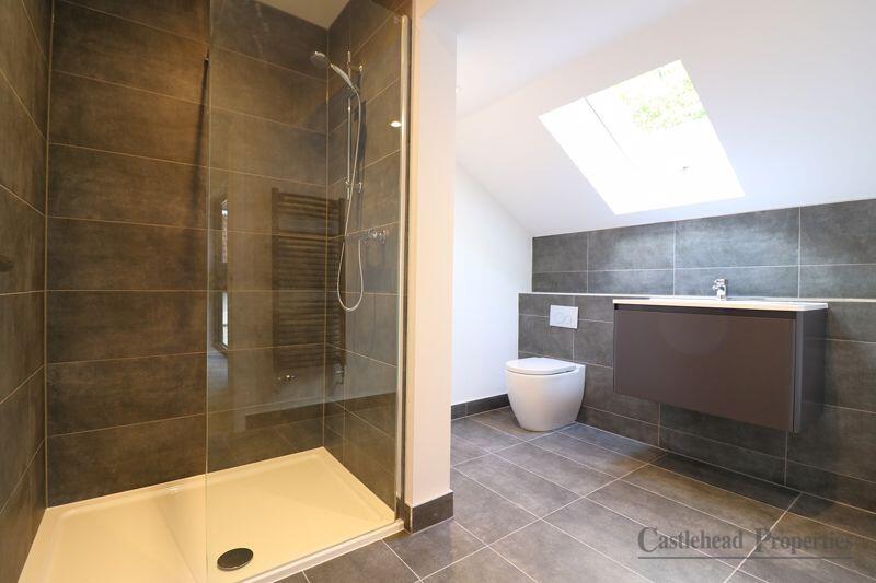 Master En-Suite