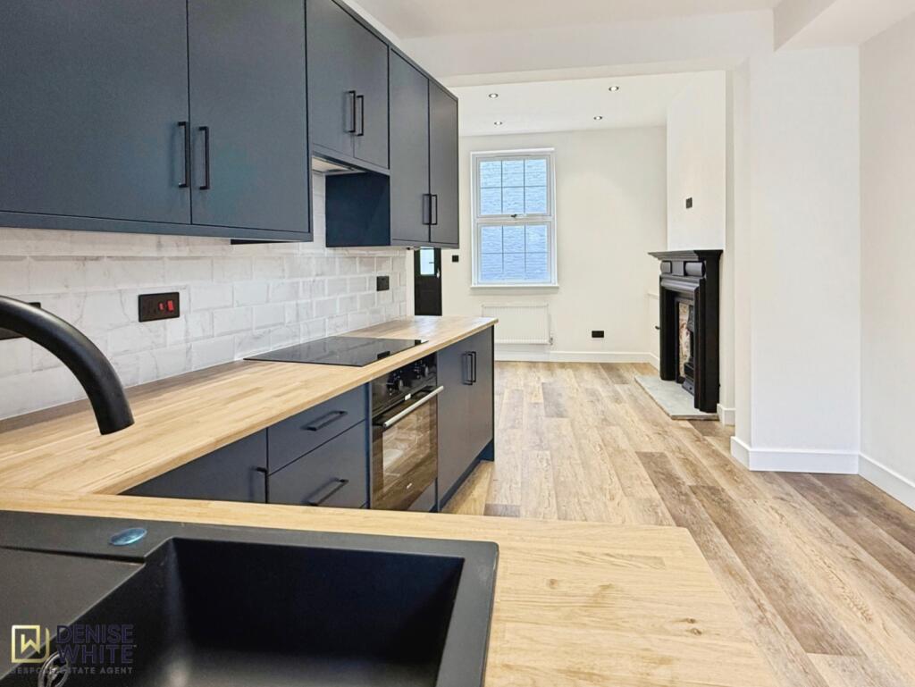 Kitchen and Lounge Area