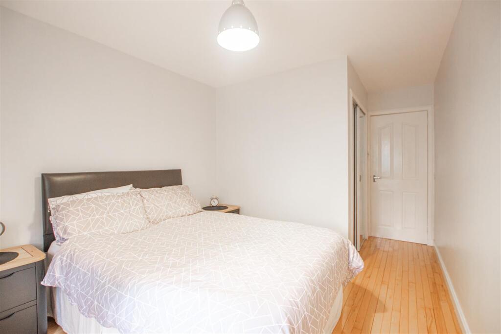bedroom.two