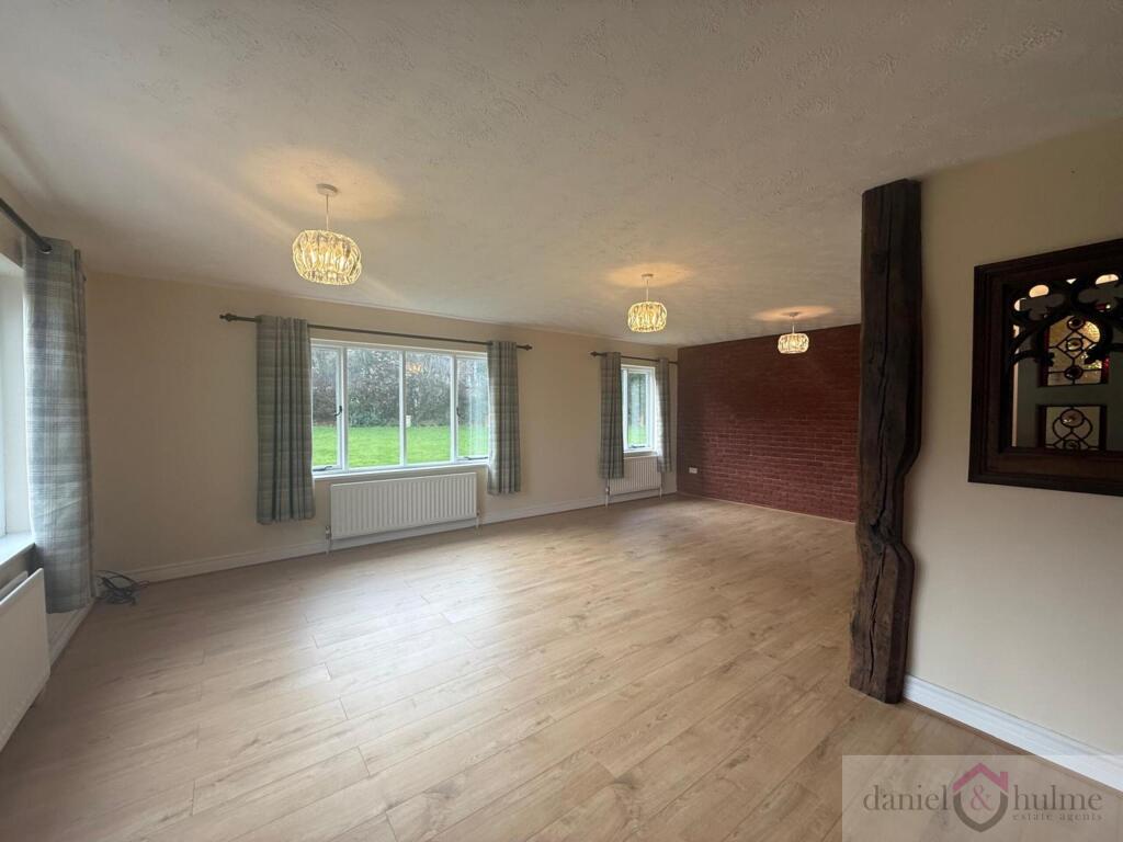 WhatsApp Image 2025-02-24 at 13.38.03 (15).jpeg