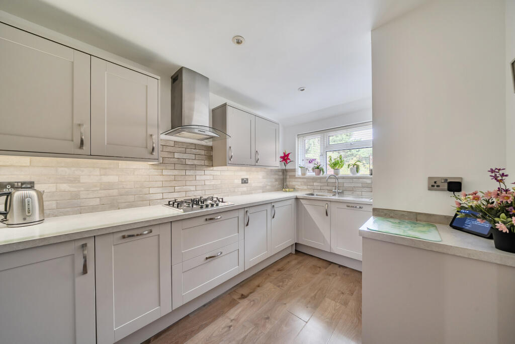 1354999-22-68c967...