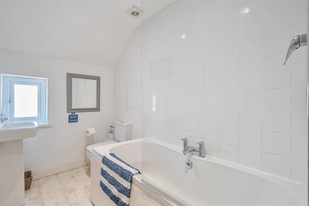 Annexe Bathroom