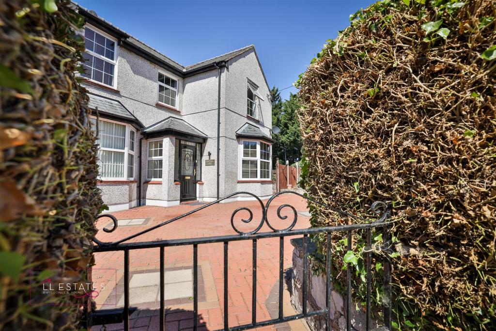 Bryn Awel House Outside-10.jpg