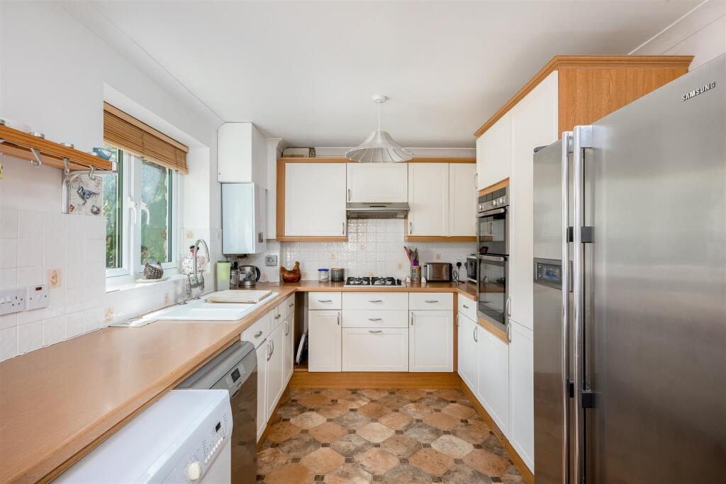 Homend Cottage 1684-5.jpg