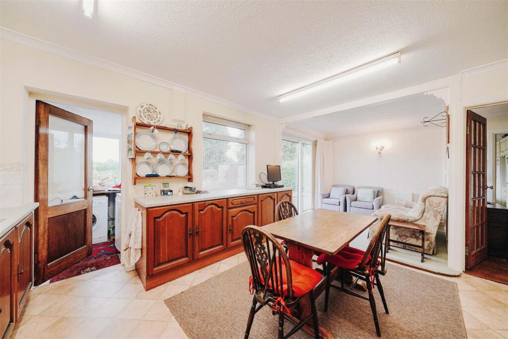 Dining Kitchen