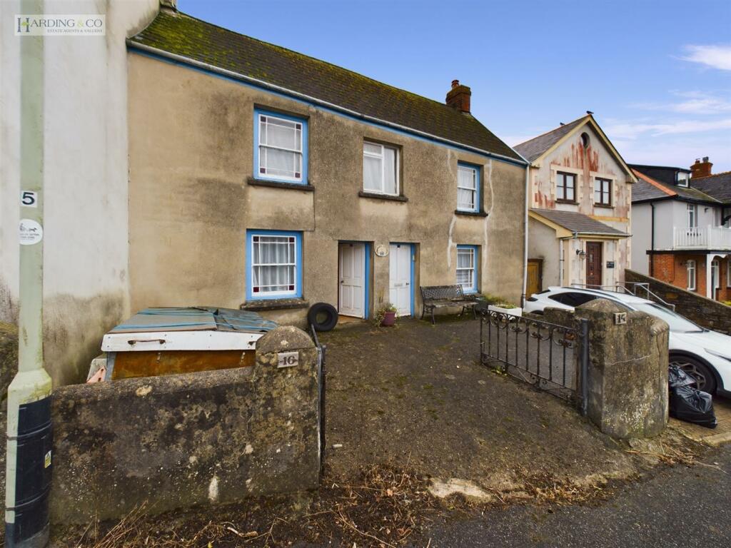 Property Front .2.jpg