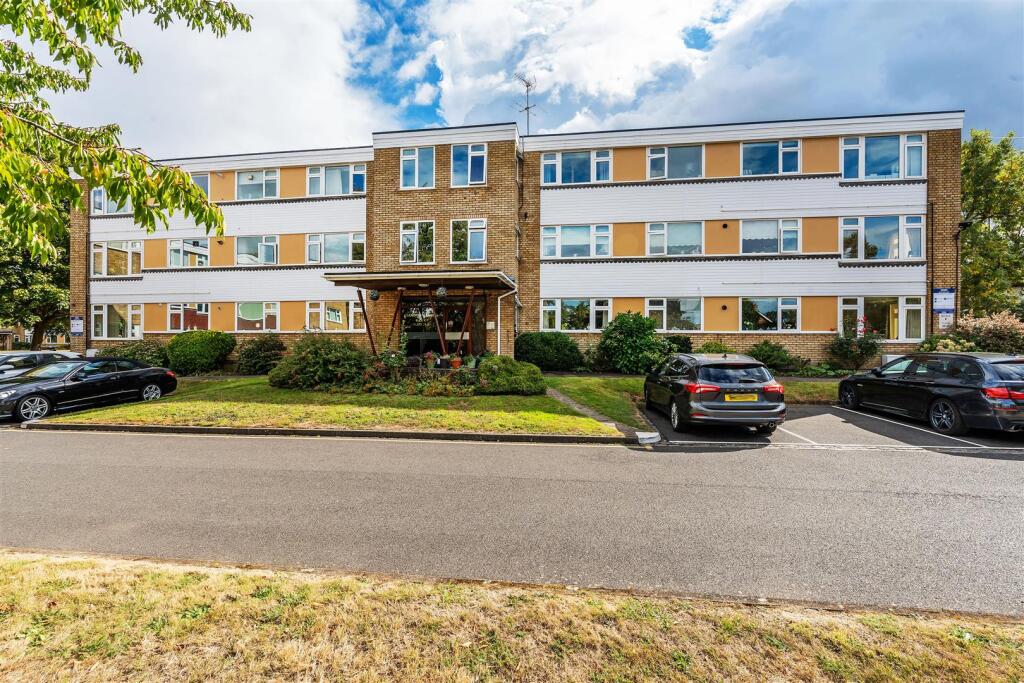 67-Sandown-Lodge-28.jpg