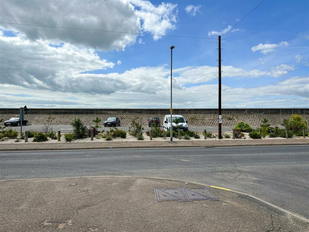 VIEWS TO FRONT OF PROPERTY.jpeg