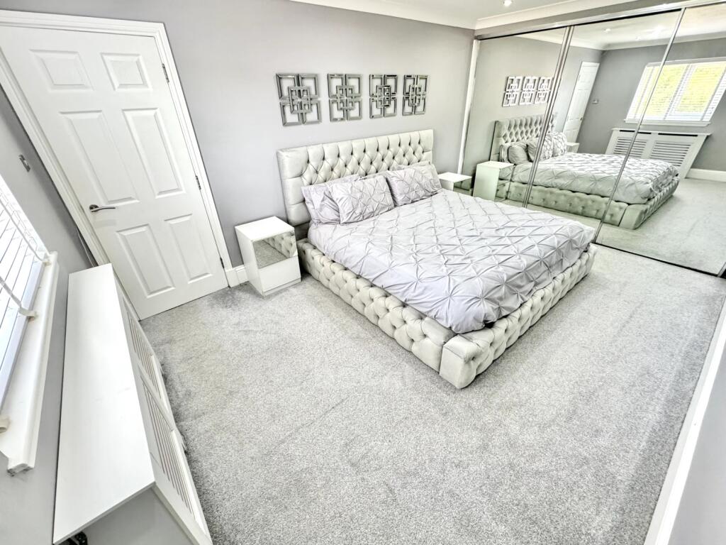 5E2DC133-83ED-4568-830E-D8F54DB55AC3