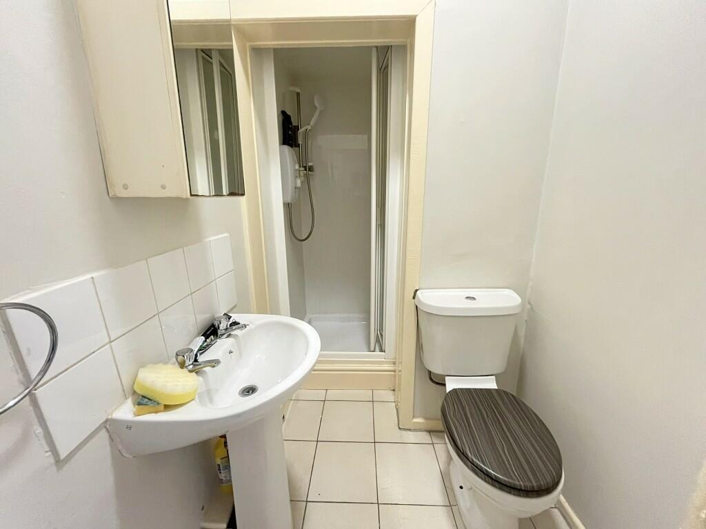 FLAT 2