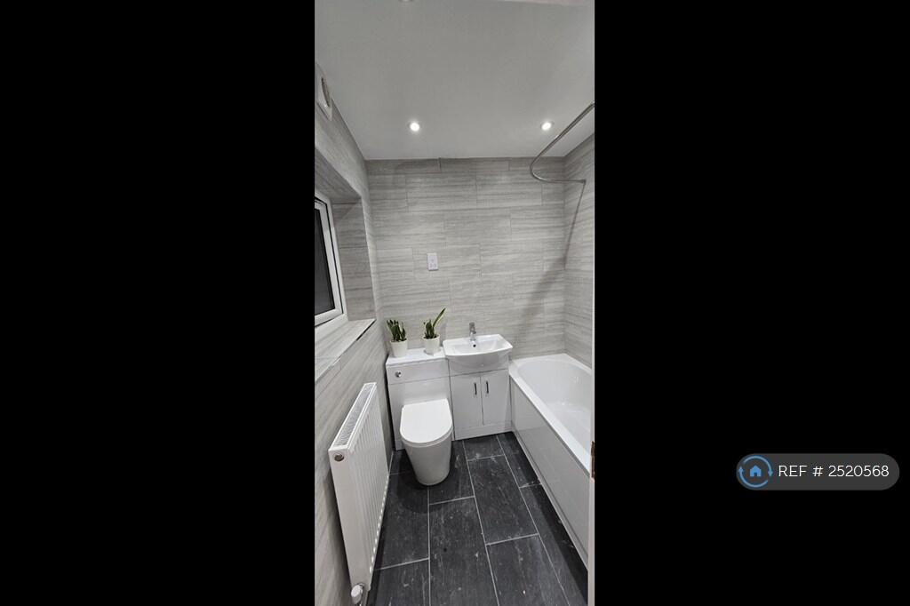 Main Bathroom